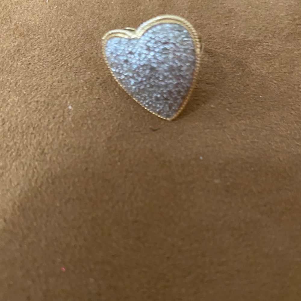 14k solid gold diamond heart ring - Picture 12 of 16